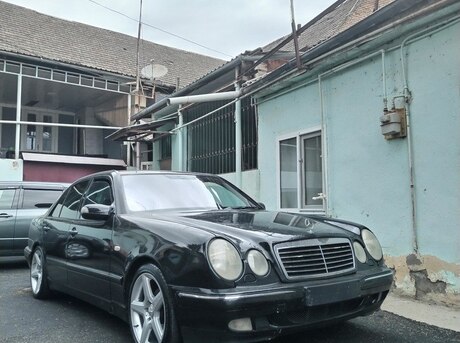 Mercedes E 240 1998