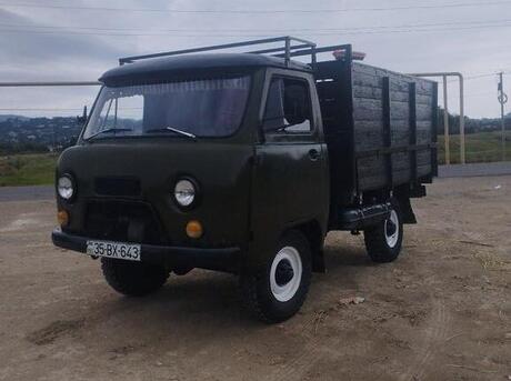 UAZ 3303