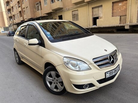 Mercedes B 170 2009