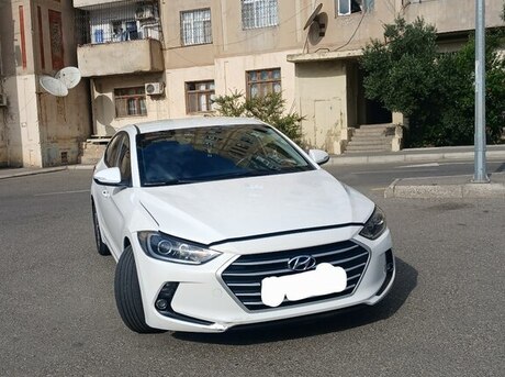 Hyundai Avante 2015