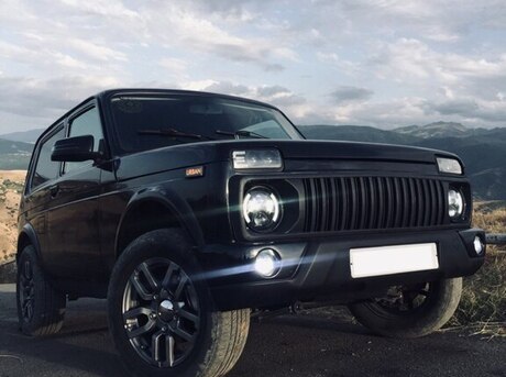 LADA (VAZ) Niva 2017