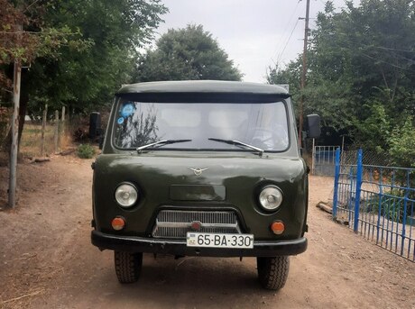 UAZ 3303