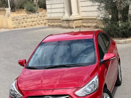 Hyundai Accent 2015