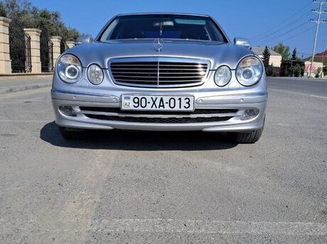 Mercedes E 320 2003