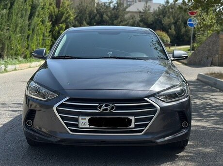 Hyundai Elantra 2015