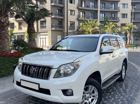 Toyota Land Cruiser Prado 2011
