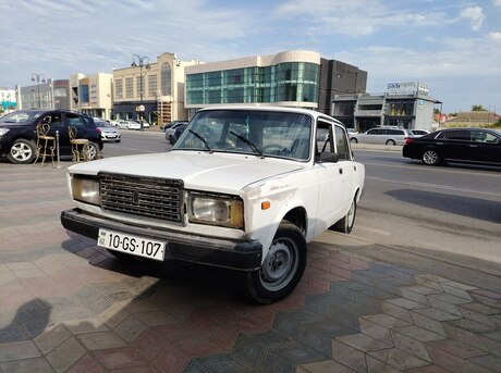 LADA (VAZ) 2107
