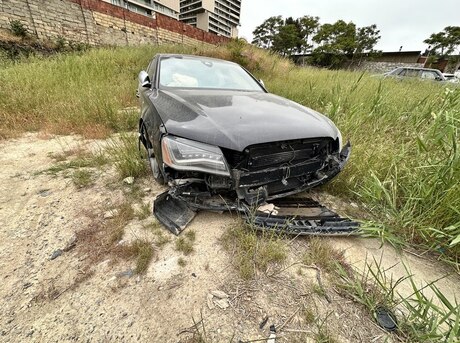 Audi S8 2013