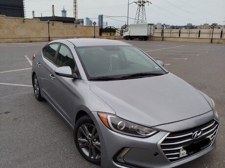 Hyundai Elantra 2017