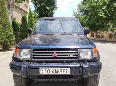 Mitsubishi Pajero 1996