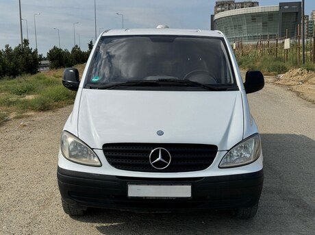 Mercedes Vito 111