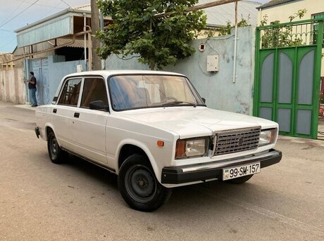 LADA (VAZ) 2107