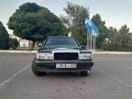Mercedes 190 1989