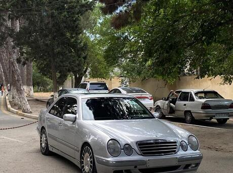 Mercedes E 270 1999