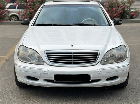 Mercedes S 320