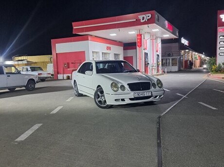 Mercedes E 240 2000