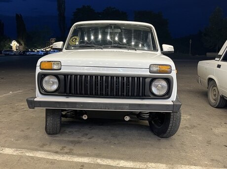 LADA (VAZ) Niva 2013