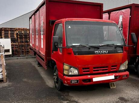 Isuzu NPR 66 P