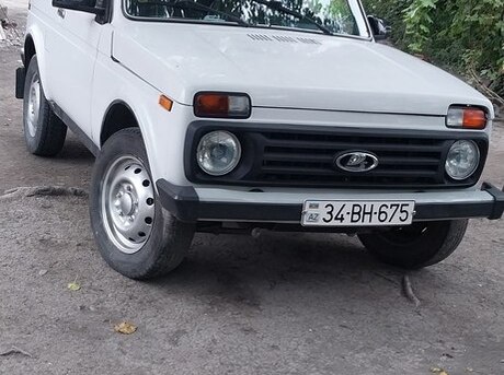 LADA (VAZ) Niva 2006
