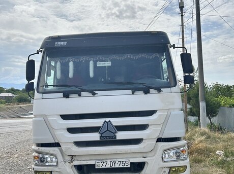 HOWO Sinotruk 2011