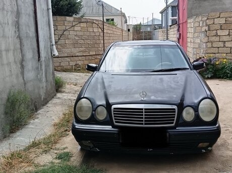 Mercedes E 280 1998