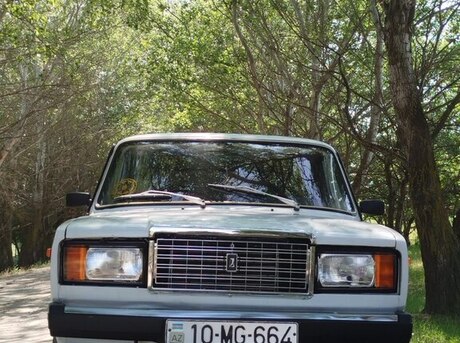 LADA (VAZ) 2107 2004