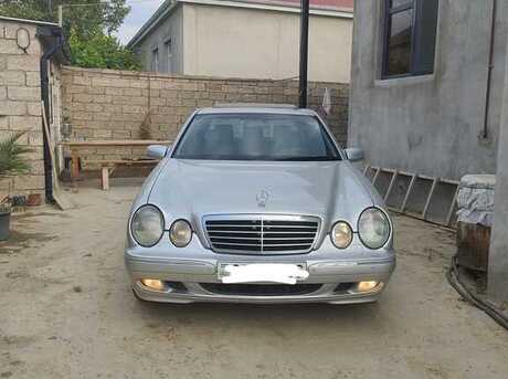 Mercedes E 240 2000