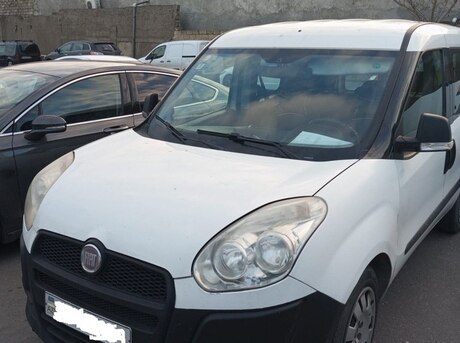 Fiat Doblo 2012
