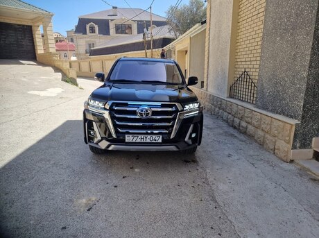 Toyota Land Cruiser 2013
