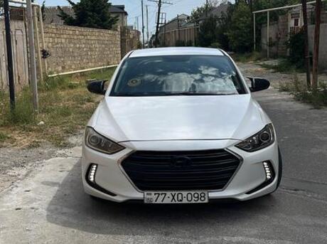 Hyundai Elantra 2017