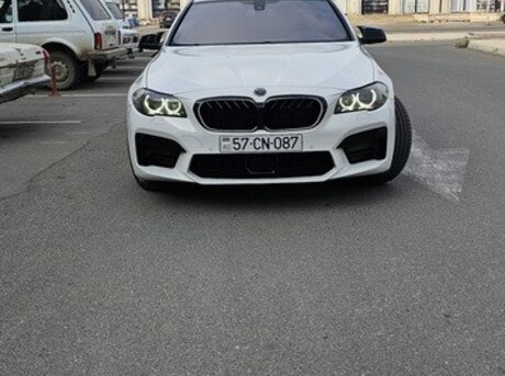 BMW 528