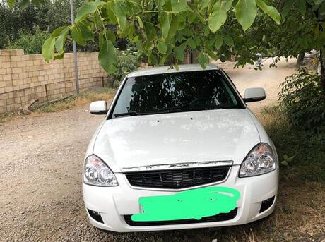 LADA (VAZ) Priora 2012