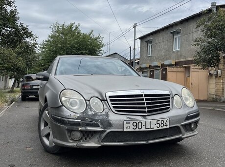 Mercedes E 270 2003