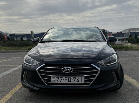 Hyundai Elantra 2016