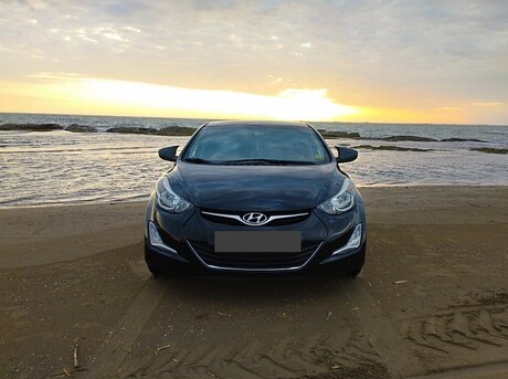 Hyundai Elantra 2015