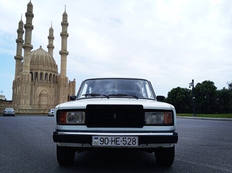 LADA (VAZ) 2107