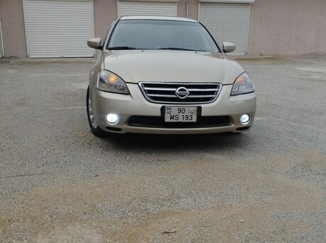 Nissan Altima