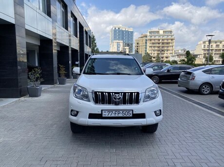 Toyota Land Cruiser Prado 2010