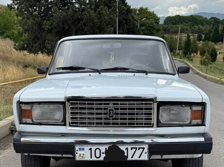 LADA (VAZ) 2107