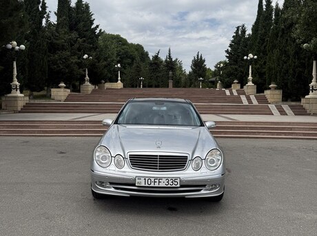 Mercedes E 240 2002