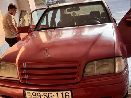 Mercedes C 180