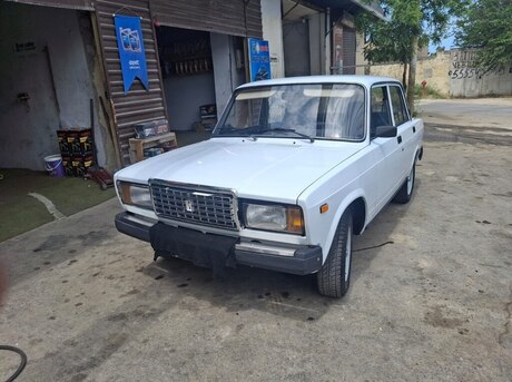 LADA (VAZ) 2107