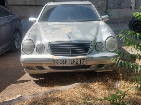 Mercedes E 220 d 1999