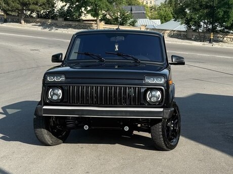 LADA (VAZ) Niva 2023