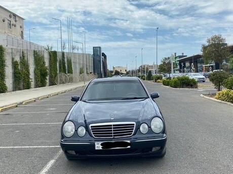 Mercedes E 220 d 2000