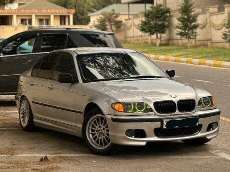 BMW 325