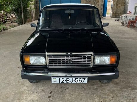 LADA (VAZ) 2107 2010