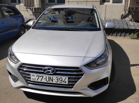 Hyundai Accent