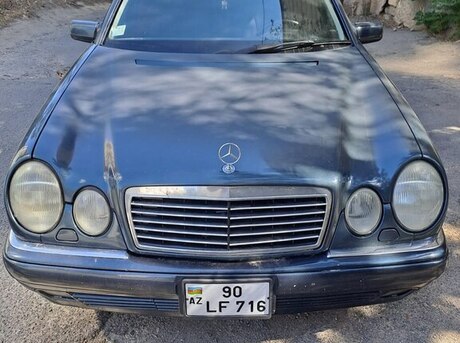 Mercedes E 220 1999