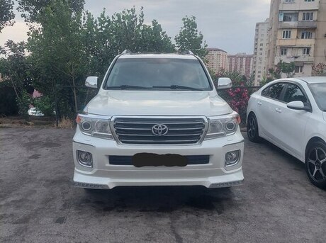 Toyota Land Cruiser 2013